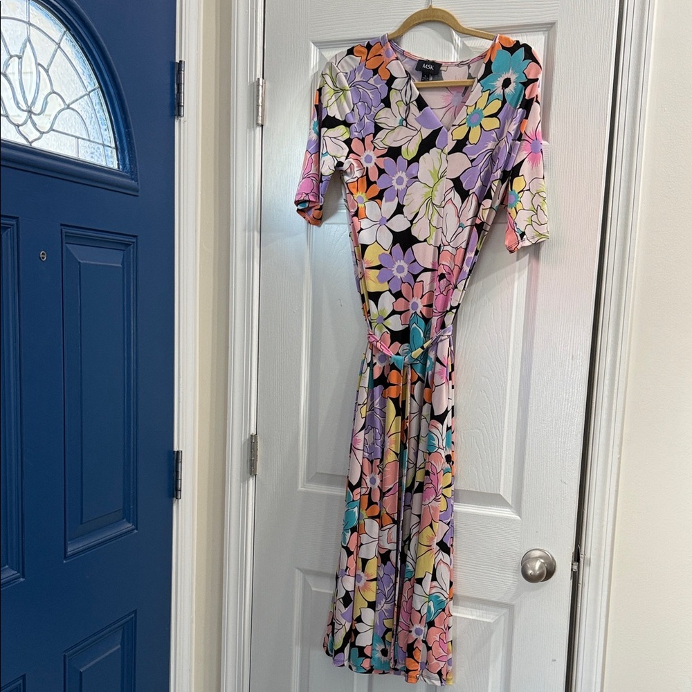 MSK Vibrant Floral Long Sleeve Dress